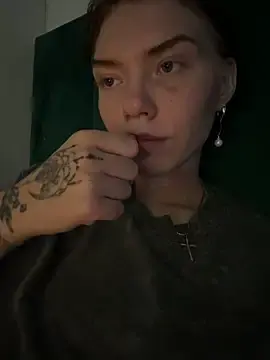 Lisaaa_Alisa  live sex cam