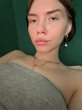 Lisaaa_Alisa  live sex cam