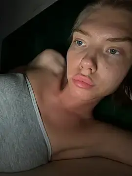 Lisaaa_Alisa  live sex cam