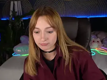 LizzaMoonn  live sex cam