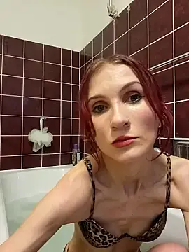 Taminax3  live sex cam