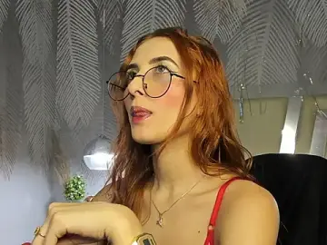 ValerySkinnyy  live sex cam