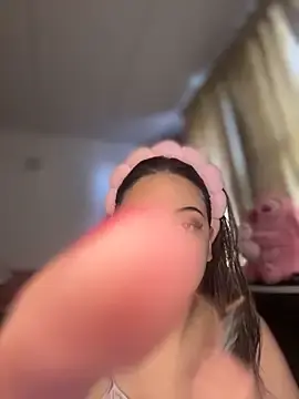 Alaina_blesssed  live sex cam