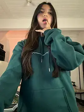Aly_golden_  live sex cam