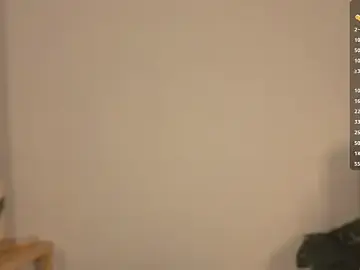 Laracroftmansion  live sex cam