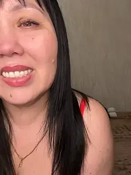 Love__Mom  live sex cam