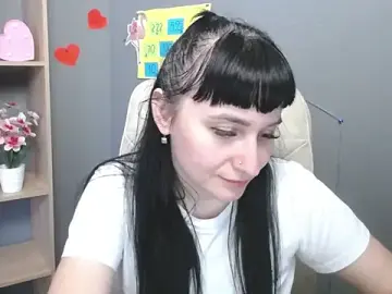 NinaFlawlees  live sex cam