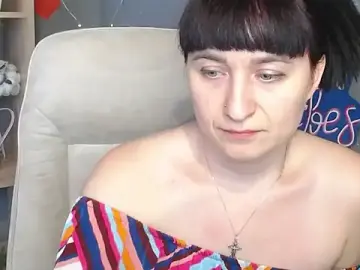 NinaFlawlees  live sex cam