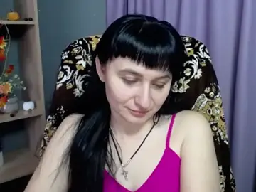 NinaFlawlees  live sex cam