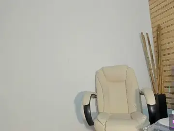 Nova-Zay  live sex cam