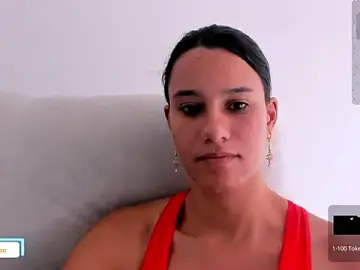 SamanthaWatson  live sex cam