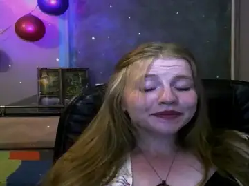 Space_Girls_699  live sex cam