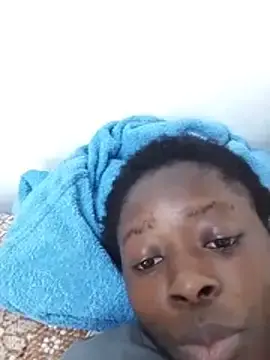 Hotgirlhot2  live sex cam