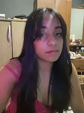 Melzinhamorena  live sex cam