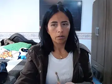 Sharoon_cheerry  live sex cam