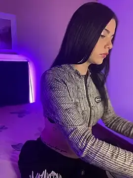 Adhaira_pink10  live sex cam