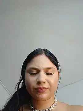 Alana_09  live sex cam