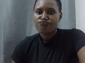 Creamy-Queen  live sex cam