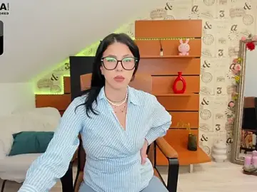EmillyTaylor  live sex cam