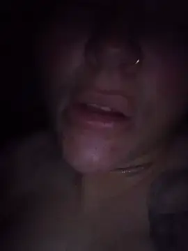 Kandi-kiss  live sex cam