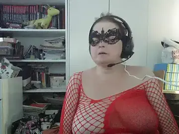 MaxiSexy79  live sex cam