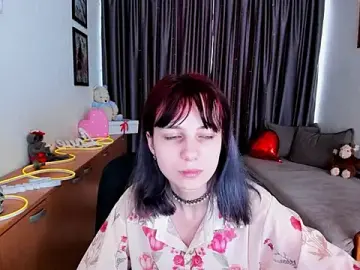 MiniLysii  live sex cam