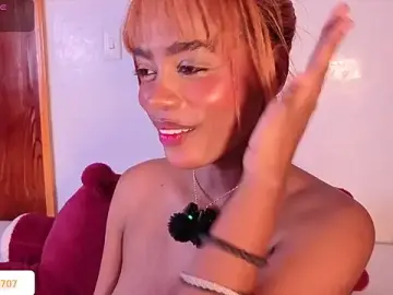 NymzieLoren  live sex cam