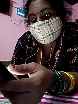 Tamil-lakhmi  live sex cam