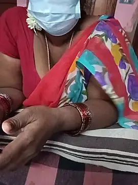 Tamil-lakhmi  live sex cam