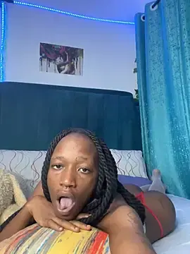 Creamiestcouple  live sex cam