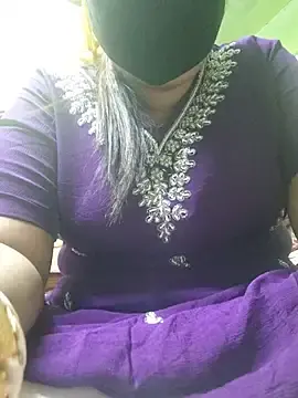 Mrs_sexyy  live sex cam