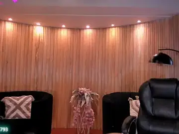 AlyssaDean  live sex cam