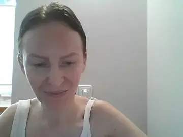 AnnaTight  live sex cam