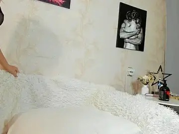 EmmaAmazingEyes  live sex cam