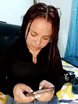 EntoncesIrene  live sex cam