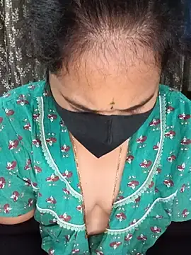 Priyanka__0  live sex cam