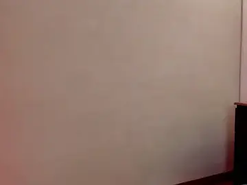 Zara_Holly_  live sex cam