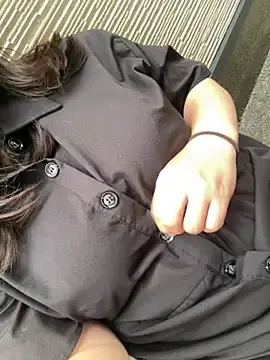 Mai_honey  live sex cam