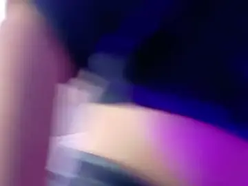 Bella-taylorr  live sex cam