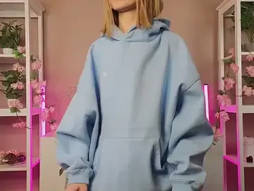 EssieVogel  live sex cam