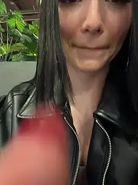 Maddy_Jones  live sex cam