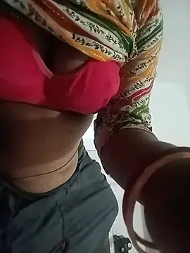 Manju_big_qeen  live sex cam