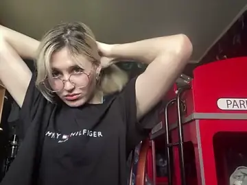 Nelly_Gilbert  live sex cam