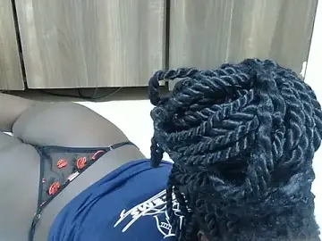 RawHoneyXO_  live sex cam