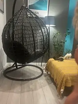 SexyCee_x  live sex cam