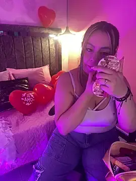 Shantal_0420  live sex cam