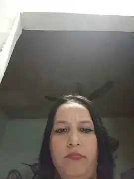 Sofiacalientica  live sex cam