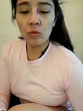 Yumix19  live sex cam