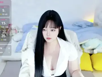 Nina37  live sex cam