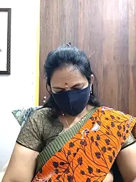 Queen-Neha  live sex cam